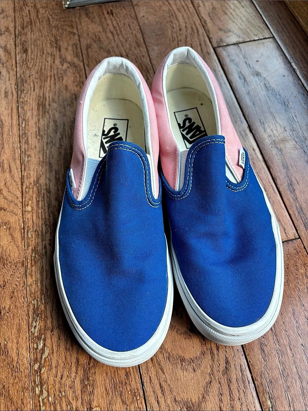 Vans Classic Slip-On Sneakers Womens 8
